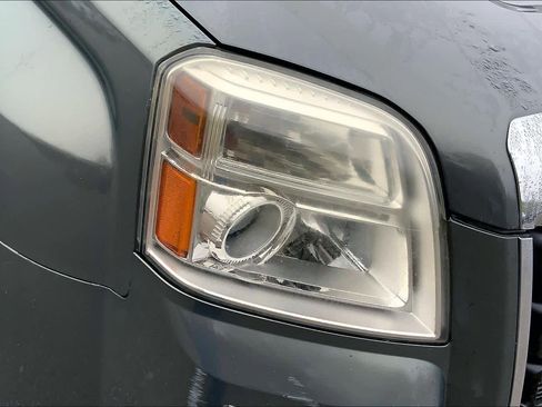 Used 2013 GMC Terrain SLE image 26