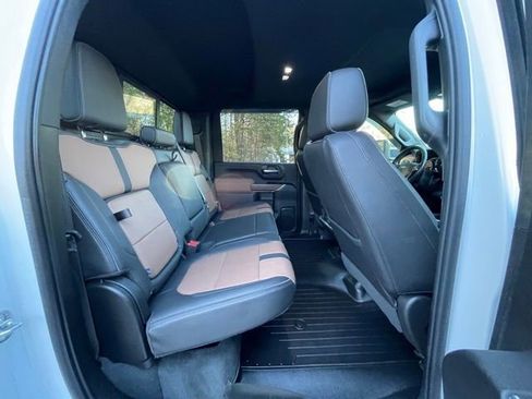 Used 2022 Chevrolet Silverado 2500 High Country image 26