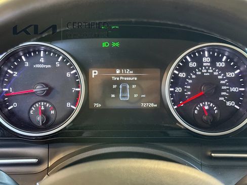 Certified 2024 Kia Carnival EX FWD image 27