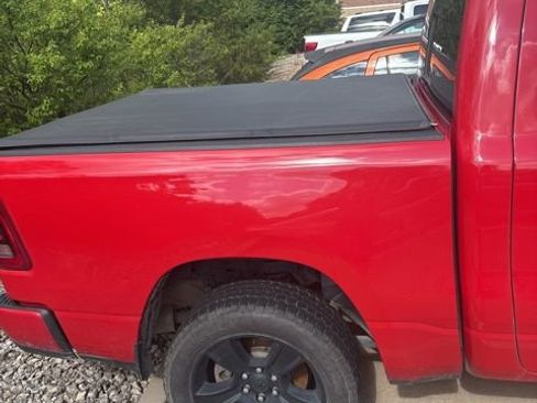 Used 2019 RAM 1500 Big Horn AWD/4WD image 4