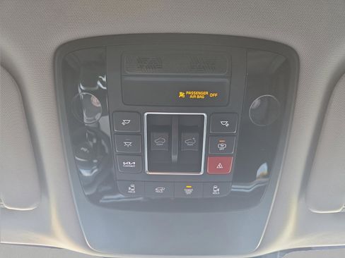 New 2026 Kia Carnival SX FWD image 35