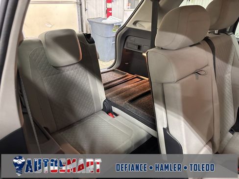 Used 2019 Volkswagen Tiguan S image 32