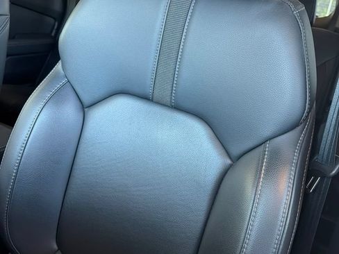 Used 2025 Honda Pilot EX-L image 5