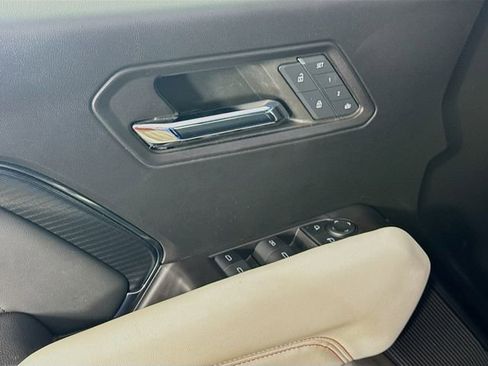 Used 2024 GMC Canyon AT4X image 21