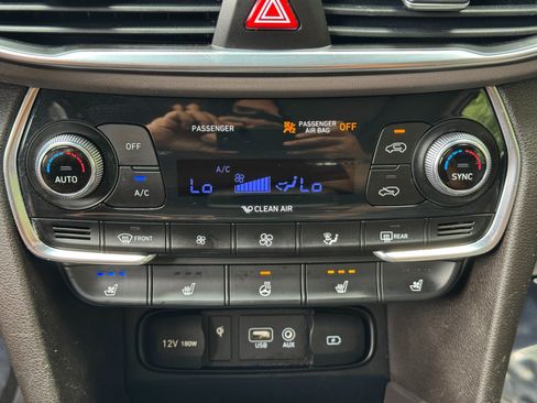 Used 2019 Hyundai Santa Fe FWD image 28