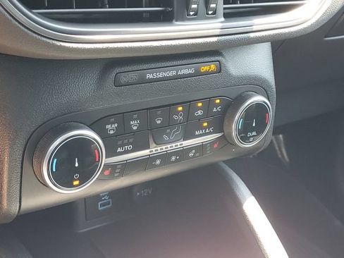 Certified 2023 Ford Escape Active AWD/4WD image 24