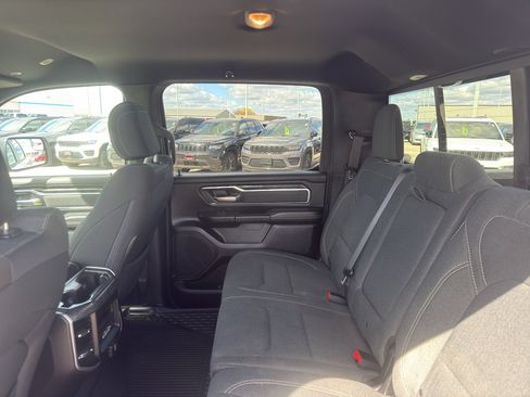 Used 2019 RAM 1500 Big Horn AWD/4WD image 33