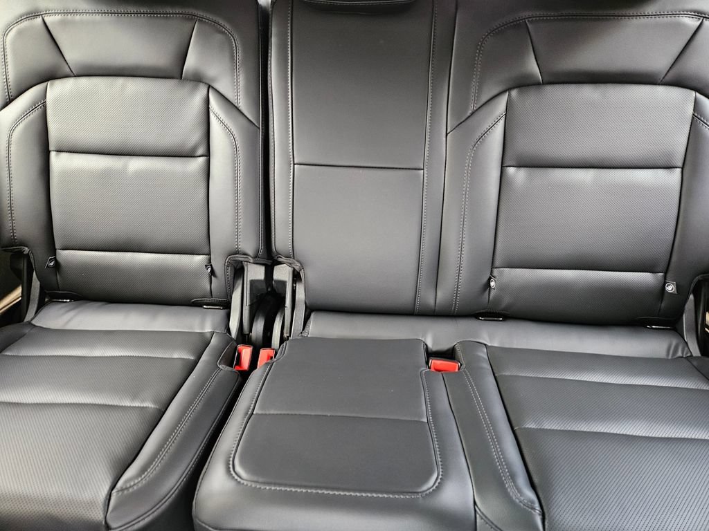New 2027 Lincoln Navigator Reserve AWD/4WD image 13