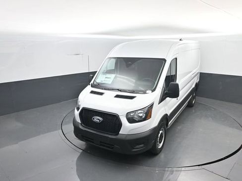 New 2026 Ford Transit 250 148 Medium Roof image 18