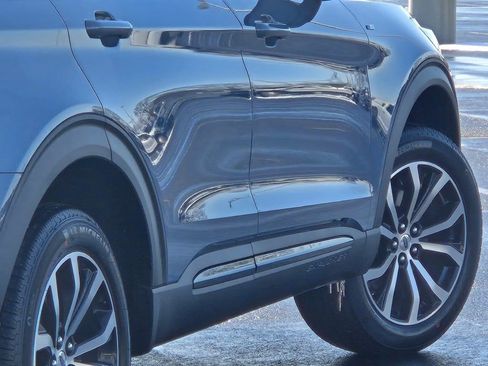 New 2026 Ford Explorer ST-Line image 12