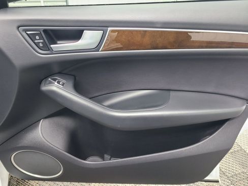 Used 2015 Audi Q5 3.0T Premium Plus w/ Technology Package image 40