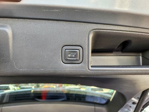 Used 2023 GMC Terrain AT4 image 19