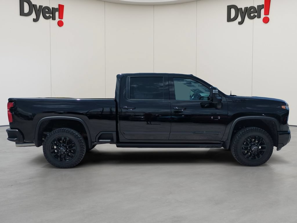 New 2026 Chevrolet Silverado 2500 High Country w/ High Country Premium Package AWD/4WD image 3