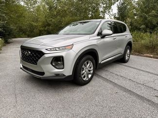 Used 2019 Hyundai Santa Fe SEL image 1