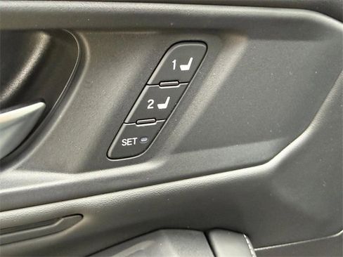 Used 2025 Honda Accord Sport image 15