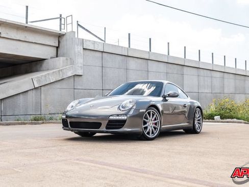 Used 2009 Porsche 911 Carrera 4S AWD/4WD image 34