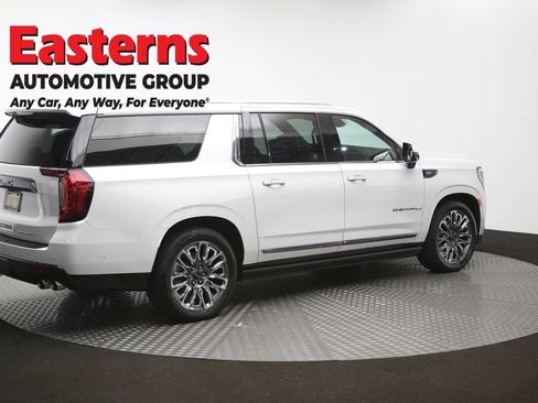 Used 2023 GMC Yukon XL Denali Ultimate w/ LPO, Floor Liner Package AWD/4WD image 50