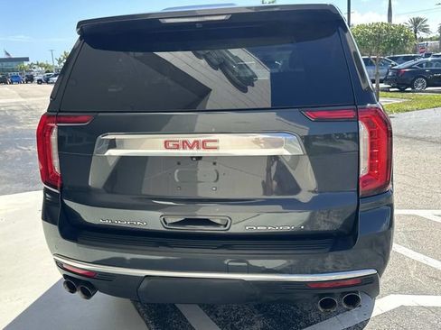 Used 2022 GMC Yukon XL Denali image 8