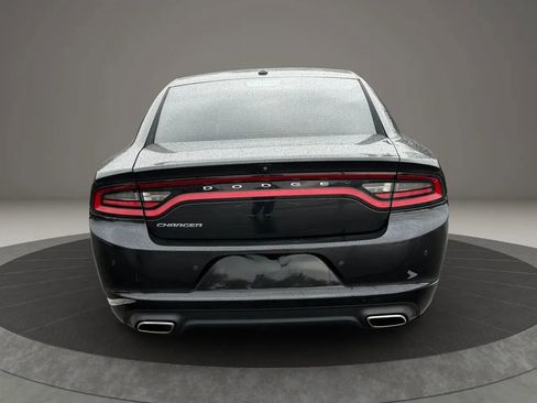 Used 2020 Dodge Charger SXT w/ Leather Interior Group image 21