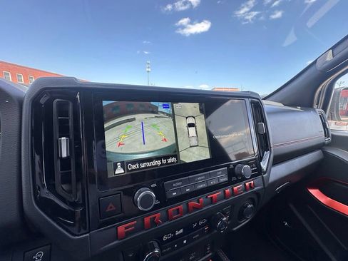Certified 2025 Nissan Frontier PRO-4X w/ Pro Convenience Package AWD/4WD image 26