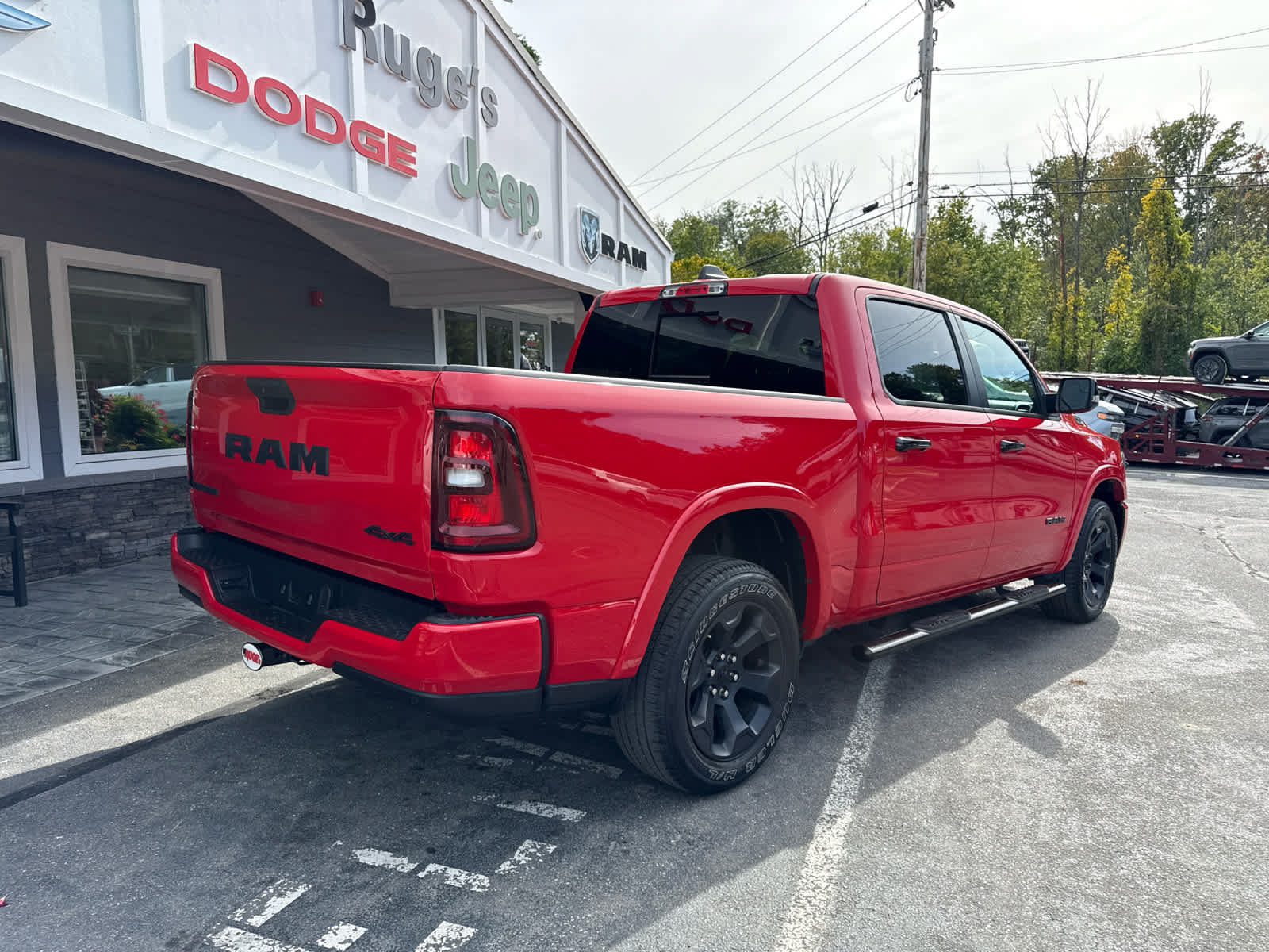 Used 2025 RAM 1500 Big Horn AWD/4WD image 3