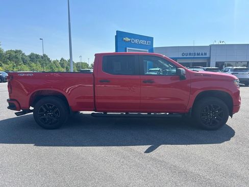 Used 2024 Chevrolet Silverado 1500 Custom w/ Rally Edition AWD/4WD image 4