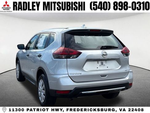 Used 2020 Nissan Rogue S AWD/4WD image 17