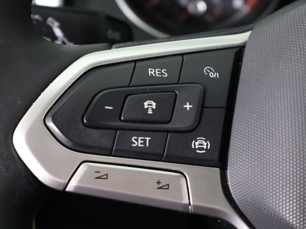 Used 2021 Volkswagen Atlas SE AWD/4WD image 46