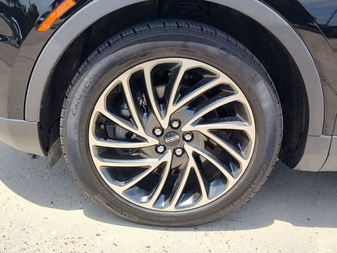 Used 2019 Lincoln Nautilus Reserve FWD image 18