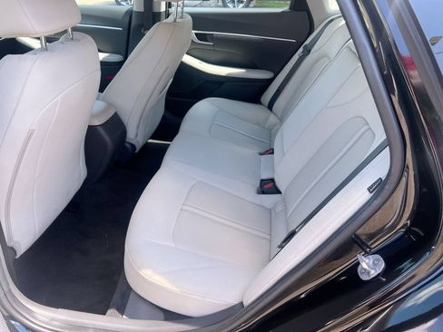Used 2025 Hyundai Sonata SEL FWD image 22