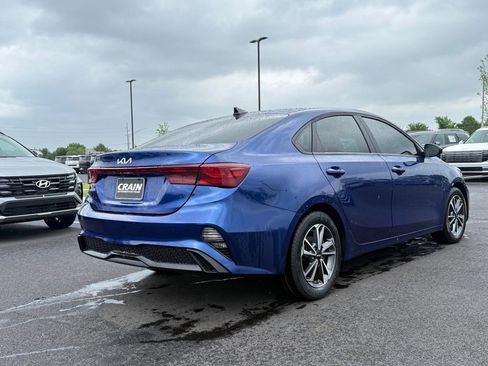 Used 2022 Kia Forte LXS FWD image 5
