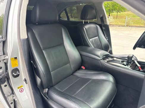 Used 2013 Lexus LS 460 L w/ Preferred Accessory Package RWD image 33