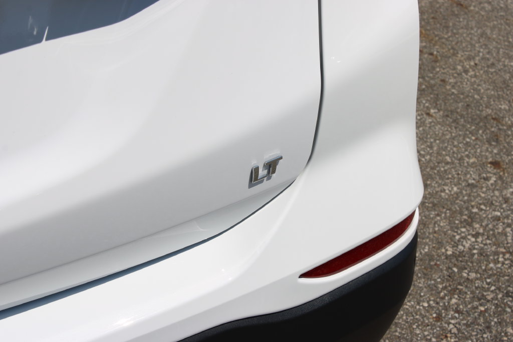 Certified 2024 Chevrolet Equinox LT FWD image 29