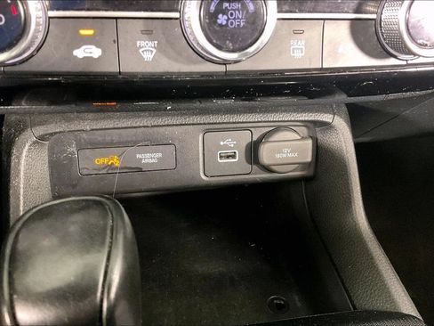 Used 2022 Honda Civic Sport image 32