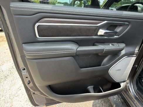 New 2026 RAM 1500 Laramie AWD/4WD image 18