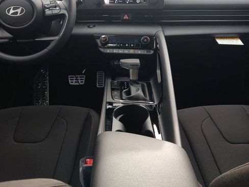 New 2026 Hyundai Elantra SEL Sport Premium FWD image 11
