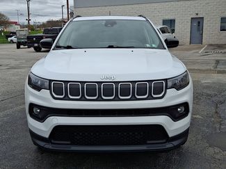 Certified 2022 Jeep Compass Latitude w/ Sun and Sound Group AWD/4WD video 3