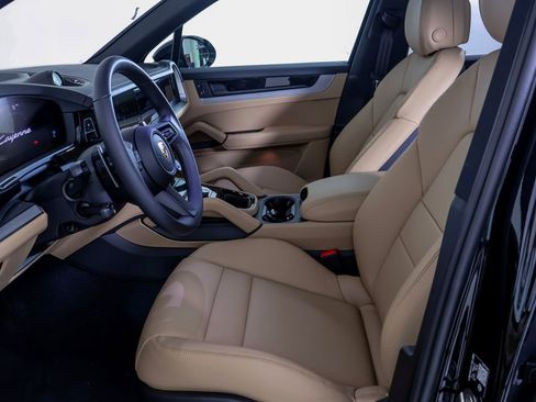 New 2026 Porsche Cayenne E-Hybrid image 5