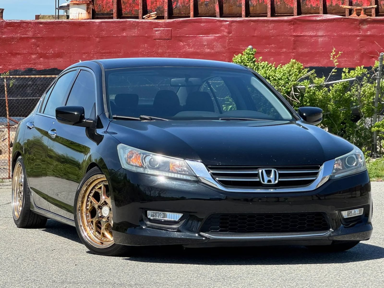 Used 2015 Honda Accord Sport image 2