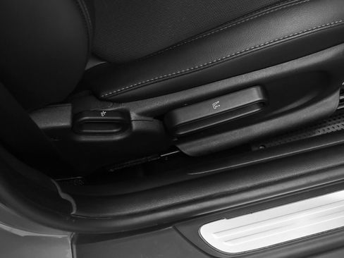 Used 2022 MINI Cooper S image 23