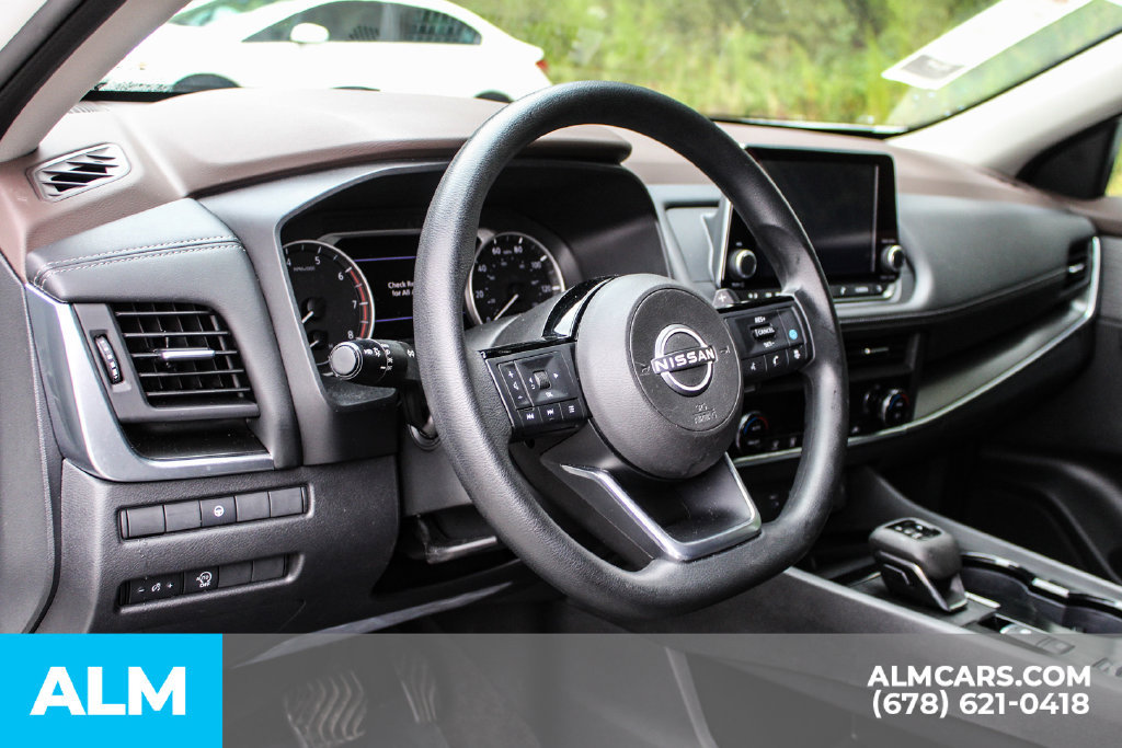 Used 2023 Nissan Rogue SV FWD image 30