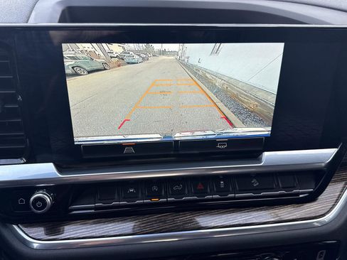 Used 2023 GMC Sierra 1500 Elevation w/ X31 Off-Road Package image 25