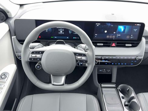 New 2026 Hyundai Ioniq 5 SEL AWD/4WD image 17