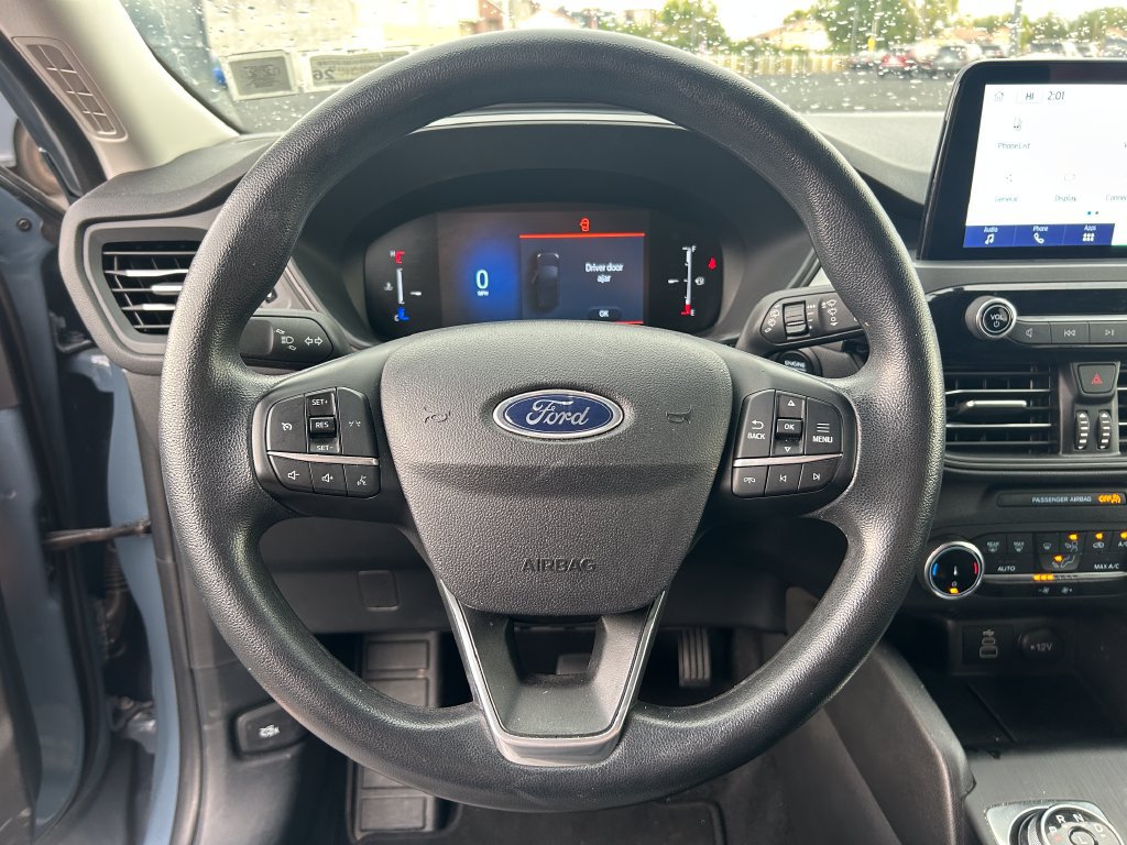 Used 2025 Ford Escape Active AWD/4WD image 19