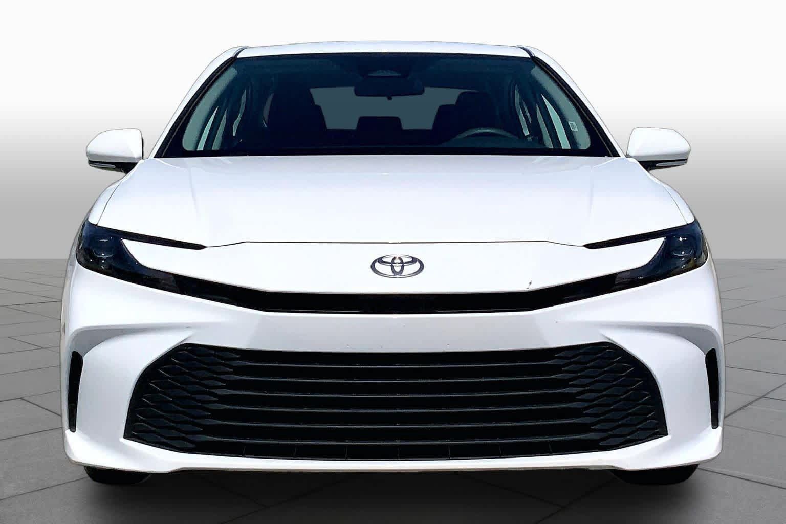 Used 2026 Toyota Camry LE FWD image 4