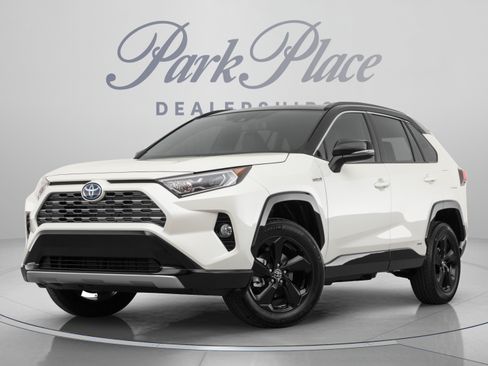 Used 2020 Toyota RAV4 XSE AWD/4WD image 1
