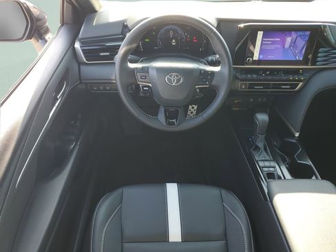 Used 2026 Toyota Camry SE FWD image 13