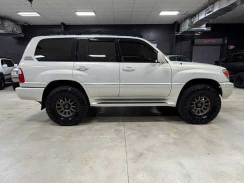 Used 2001 Lexus LX 470 4WD image 12