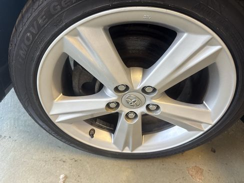 Used 2010 Toyota Matrix S FWD image 31