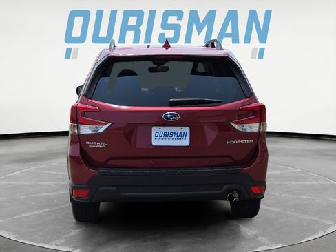 Used 2019 Subaru Forester Limited AWD/4WD image 5